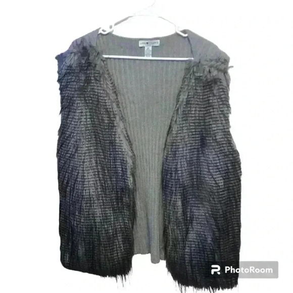 Love Change Tops - Fur Vest 2X